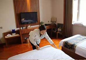 中石油海外客房女服务员