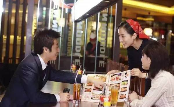 新加坡劳务服务员工作 新加坡劳务服务员工作