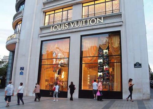 大学生出国劳务